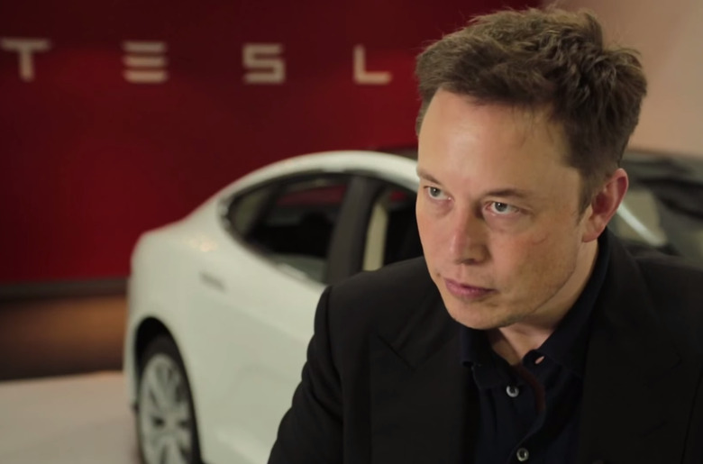 elon-musk-eyes