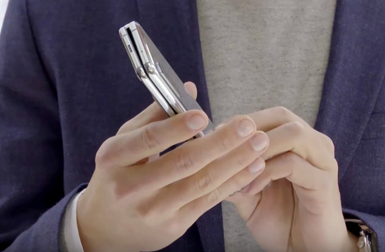 galaxy-fold-gap