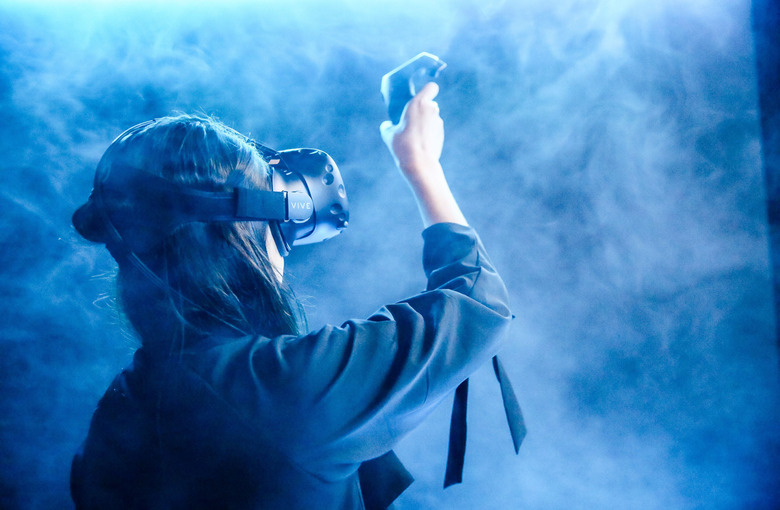 virtual-reality-vr-sign-htc-vive