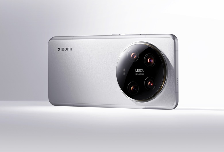 Xiaomi 14 Ultra in white.