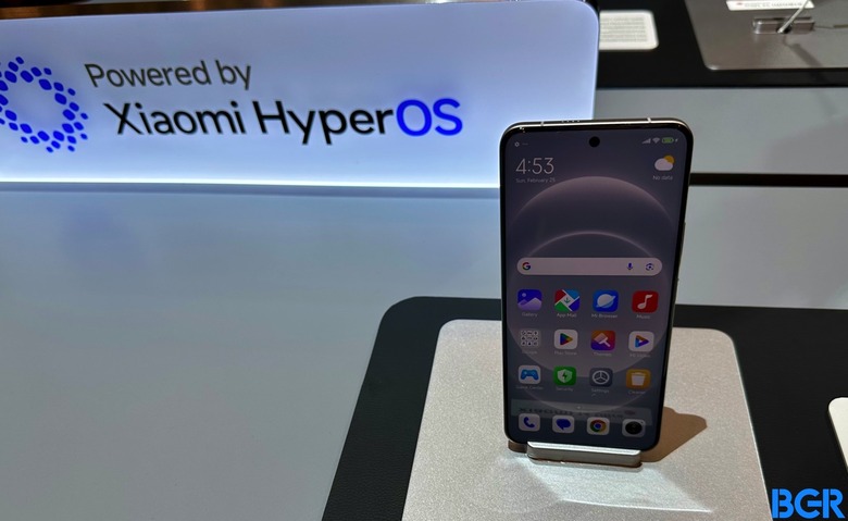 Xiaomi 14 Ultra runs Xiaomi's new HyperOS.