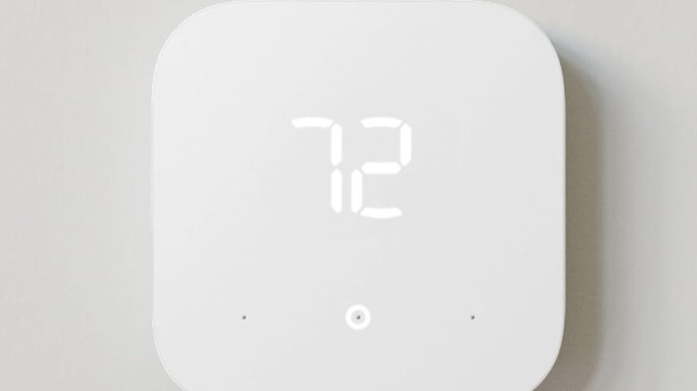 Alexa Smart Thermostat displaying the current temperature
