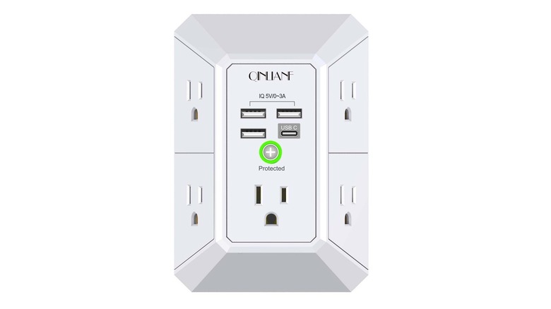 The QINLIANF HR-519D wall outlet on a white background.