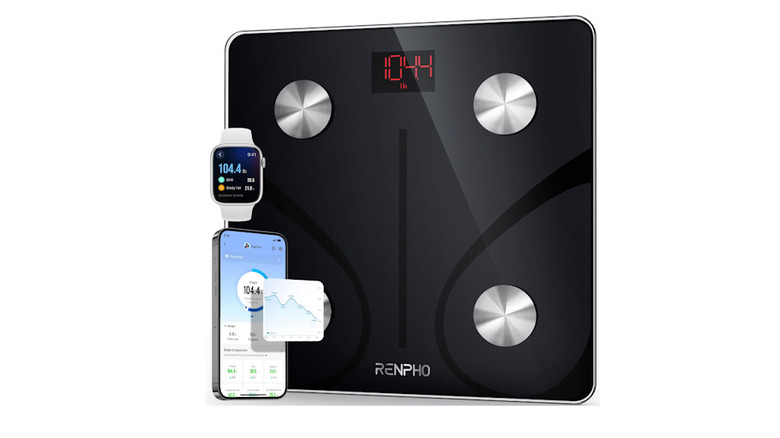 Renpho Smart Scale with smartphone with application up and smart watch