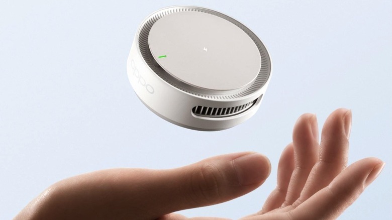 Closeup of the Oppo 50W Magnetic Mini Turbo 2 Charger