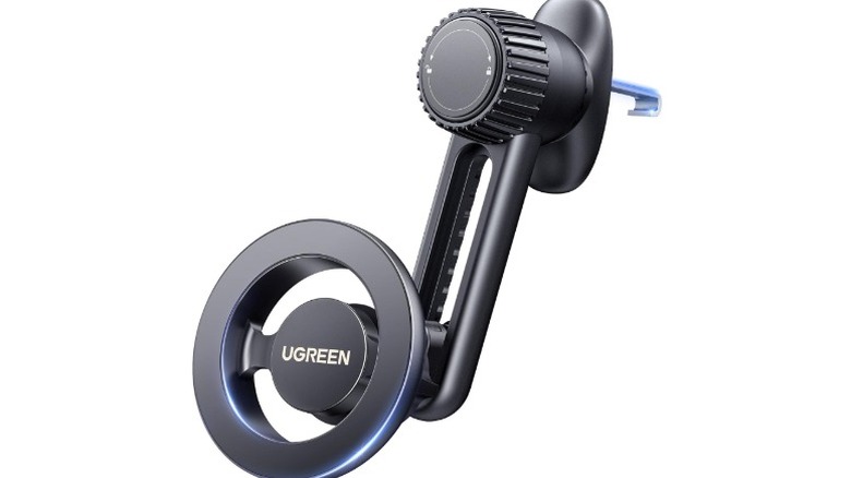 A product render of the UGreen MagSafe Car Mount