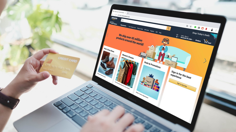 A person shopping on the Amazon website