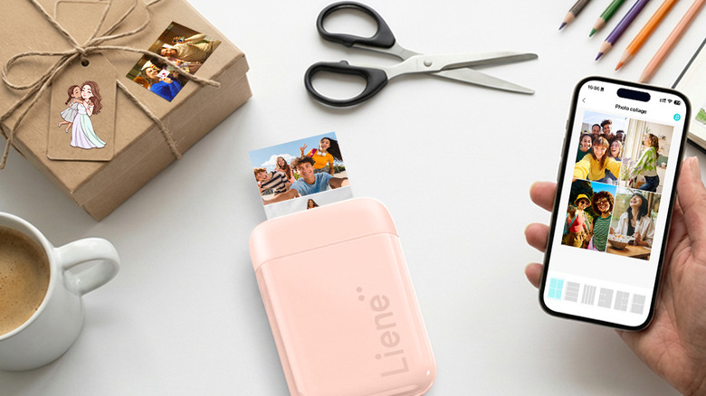 A person using a smartphone app to print a picture on the Liene Pearl K100 photo printer.