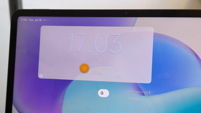 The home screen of an Android tablet, showing the Chronus widget.