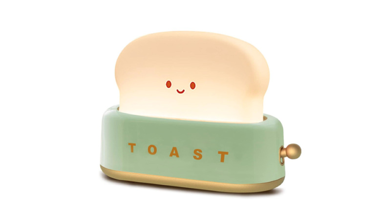 Person holding a banana phone