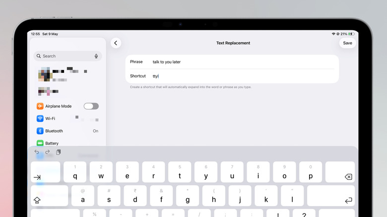 Text Replacement screen with Phrase and Shortcut
