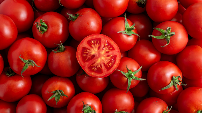 A pile of ripe tomatoes