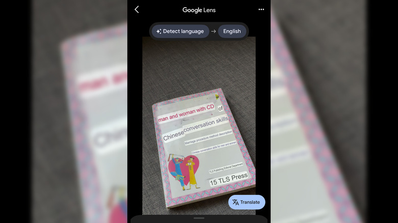 Screenshot of Google lens translating the cover of a Chinese phrasebook