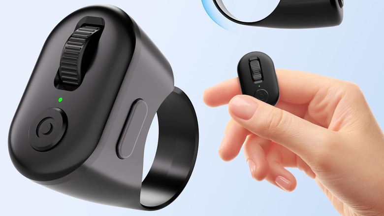 Person wearing the scrolling ring