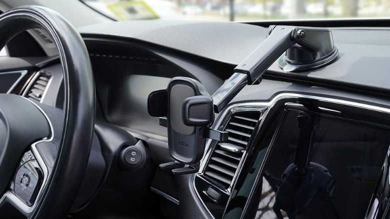 Car mount placed on the dashboard