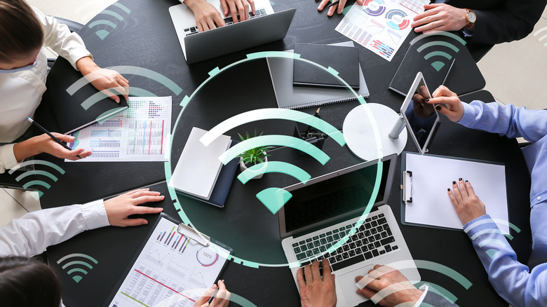 Multiple devices connected to a Wi-Fi network