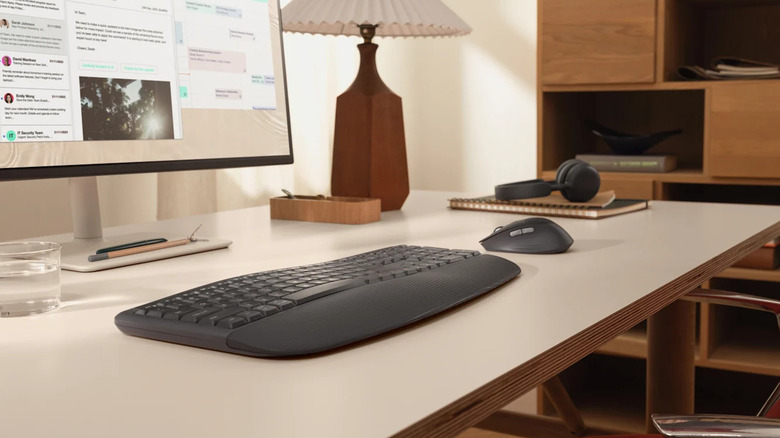 Logitech MK880 keyboard and mouse on a desk