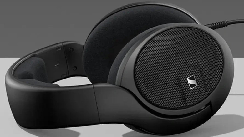 The Sennheiser HD 560S headphones lying on a table