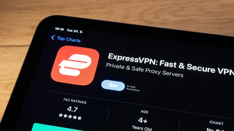 ExpressVPN open on the App Store of an iPad with Dark Mode on