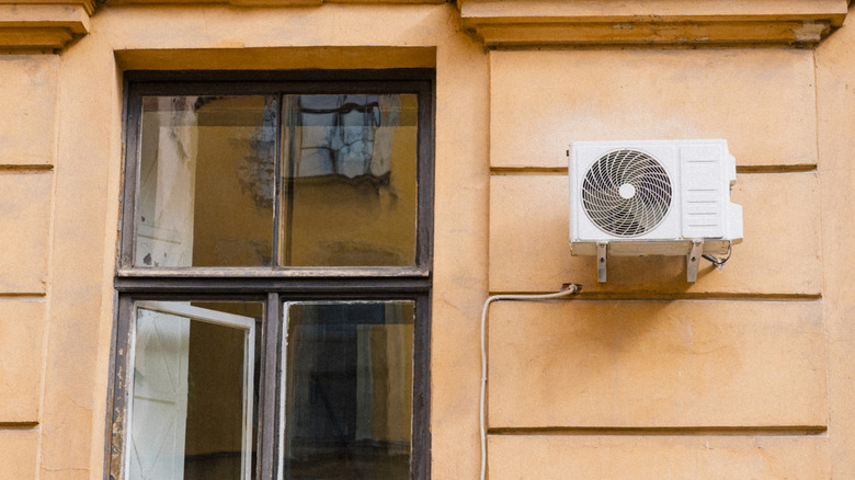 open-windows-next-to-ac-condensor