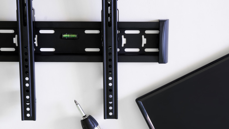 A mount for TVs or monitors