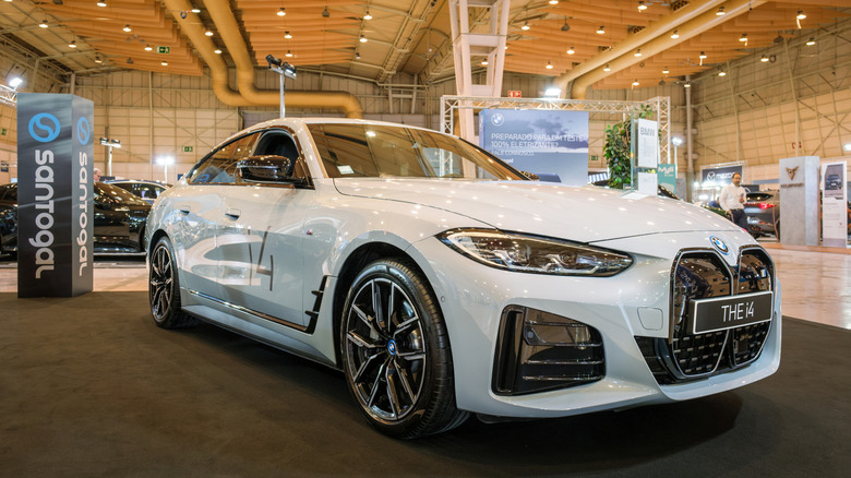 2023 BMW i4 on display at the ECAR SHOW.