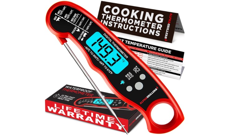 Alpha Grillers Meat Thermometer Digital on a white background