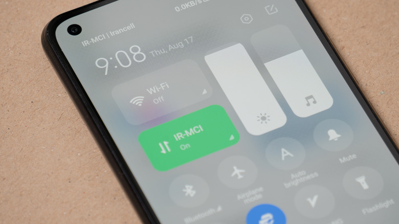 Screen brightness, volume, wifi, and other toggles on Android phone