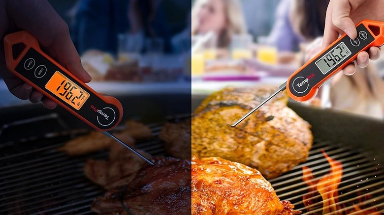 Food thermometer showing a temperature of 196.2 degree Fahrenheit