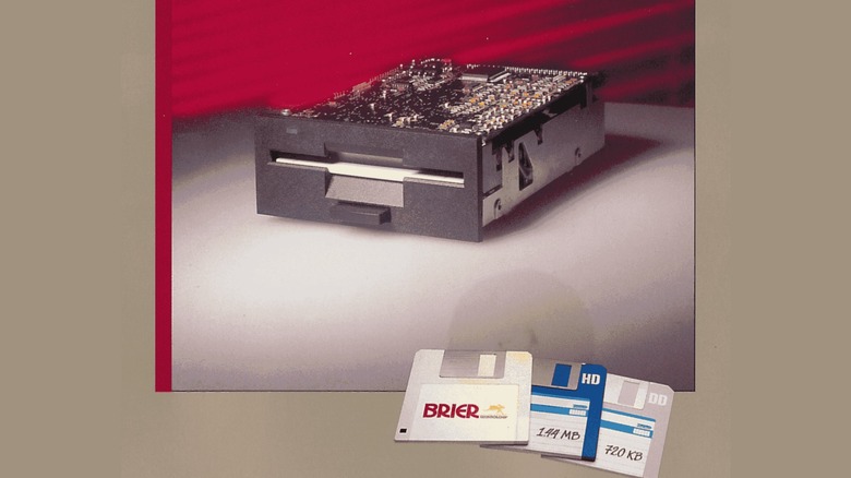 An image of the Brier Flextra drive taken from a vintage brochure,