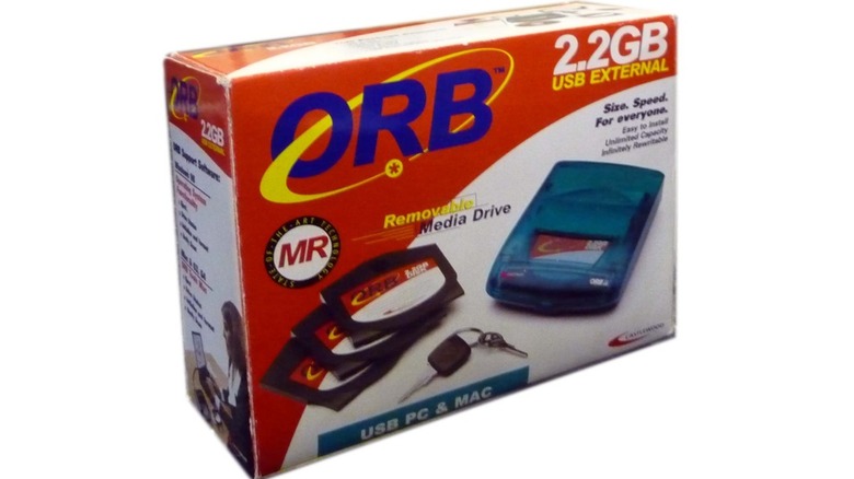 A Castlewood Orb drive box showing the disks and drives on the exterior.