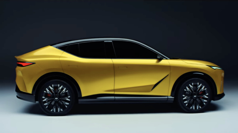 Acrua RSX electric SUV side profile