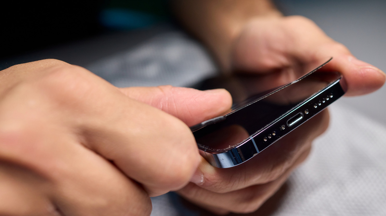 3 Disadvantages Of Using A Phone Screen Protector