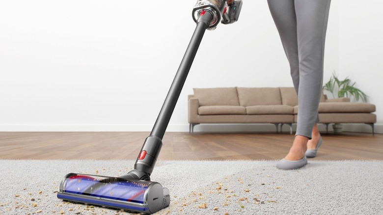 Dyson V10 Animal+ cleaning carpet