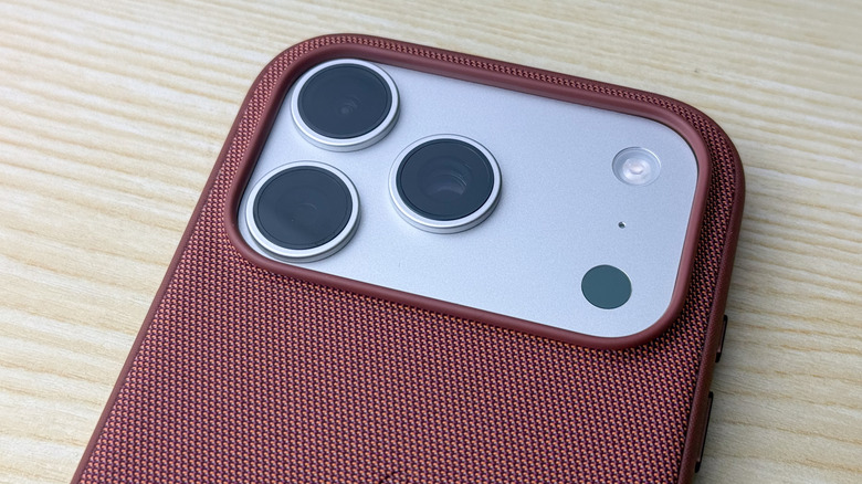 Close-up of an iPhone 17 Pro silver in a TechWoven Case