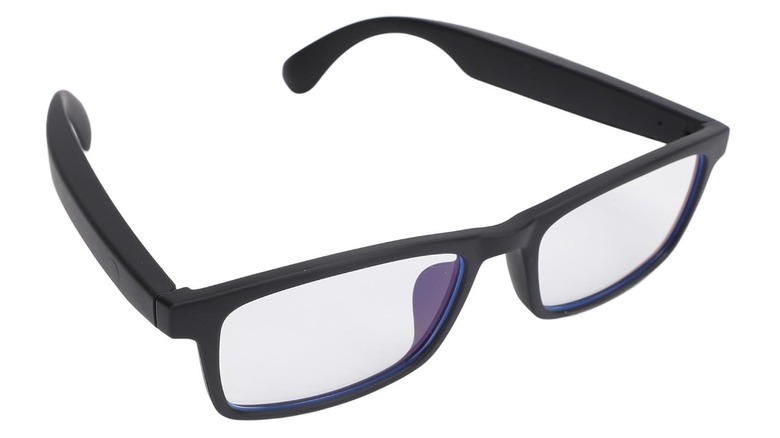 Yunseity Smart Glasses with clear lenses.