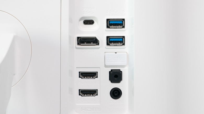 Back of a monitor showing the available port selection