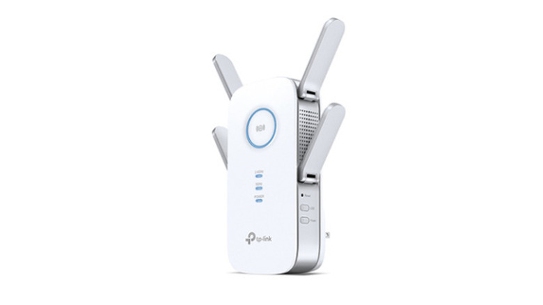 Product image of the TP-Link AC2600 RE650 Wi-Fi extender