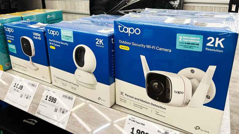Tapo (by TP-Link) cameras in a retail store.