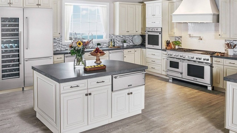 A Pacific Sales Kitchen and Home showroom.