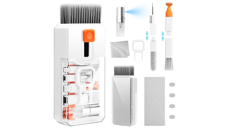 A photo showcasing all of the accessories that comes with the Ordilend kit, including several brushes