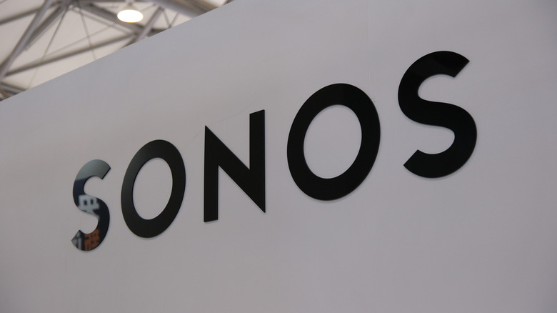 A Sonos logo decal on a wall.