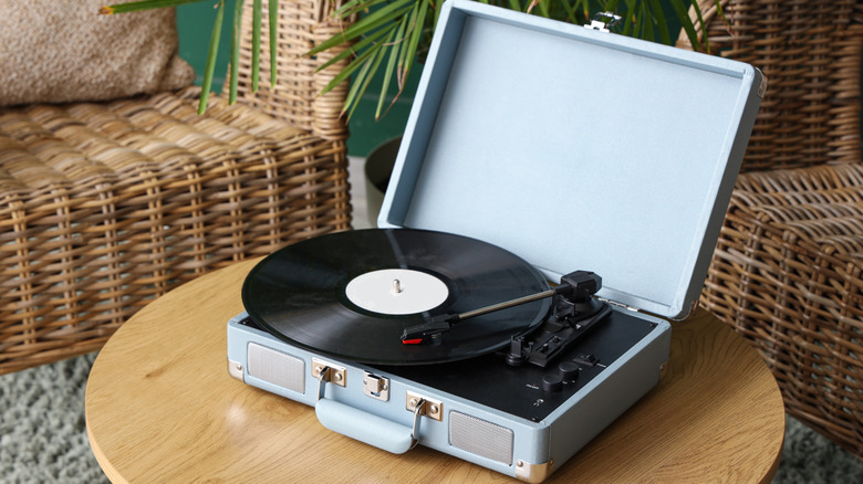Record player placed on coffee table