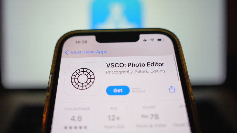 Smartphone showing VSCO App Store download page