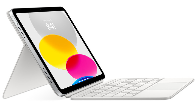 An Apple Magic Keyboard Folio product shot