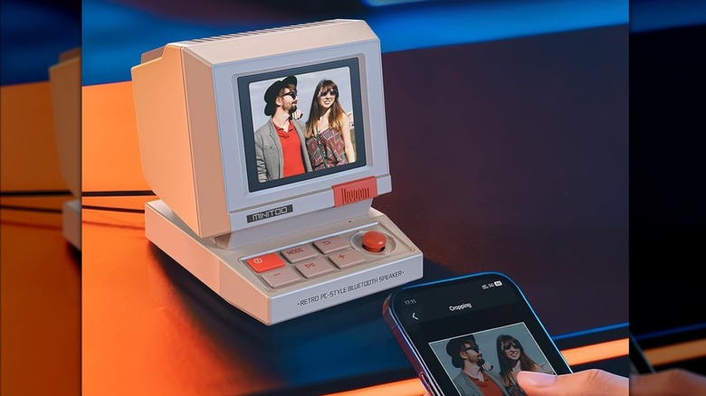 A Divoom MiniToo Smart Pixel Speaker.