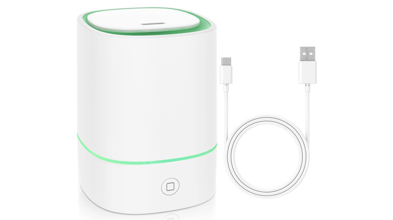 The Fusmli USB Essential Oil Diffuser