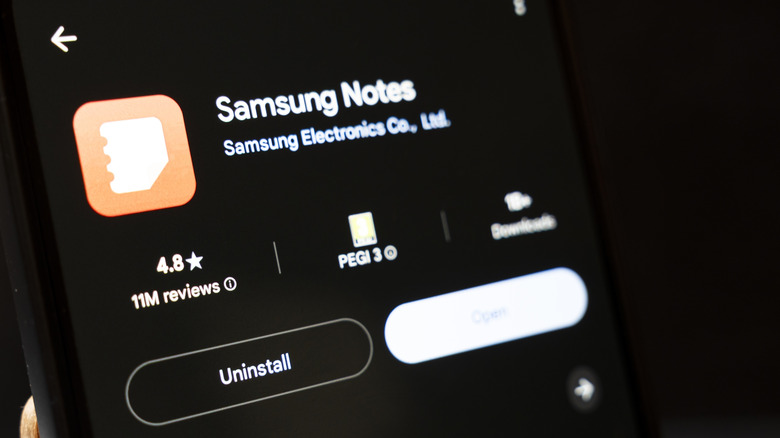 Image of Samsung Notes app store listing on phone screen showing uninstall button