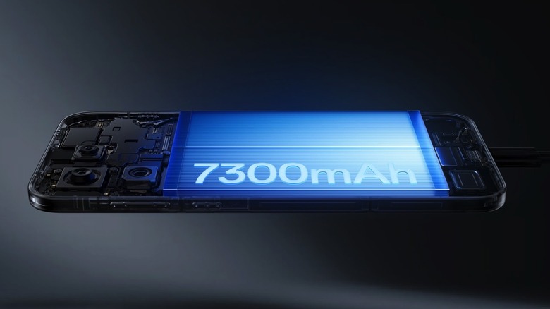 An image showing the OnePlus 15's battery location and size.