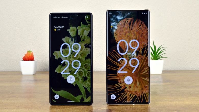 A Google Pixel 6 and Pixel 6 Pro